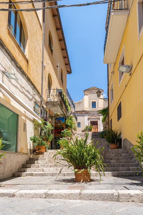 Lighthouse Apartment Ταορμίνα Εξωτερικό φωτογραφία